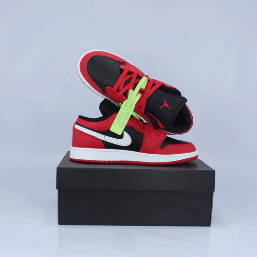 Air Jordan 1 - Low 'Black Very Berry' GS 553560-061